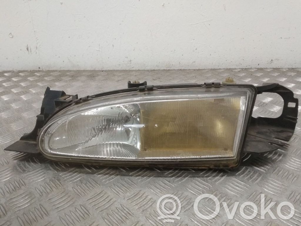 Ford Mondeo MK I Scheinwerfer 