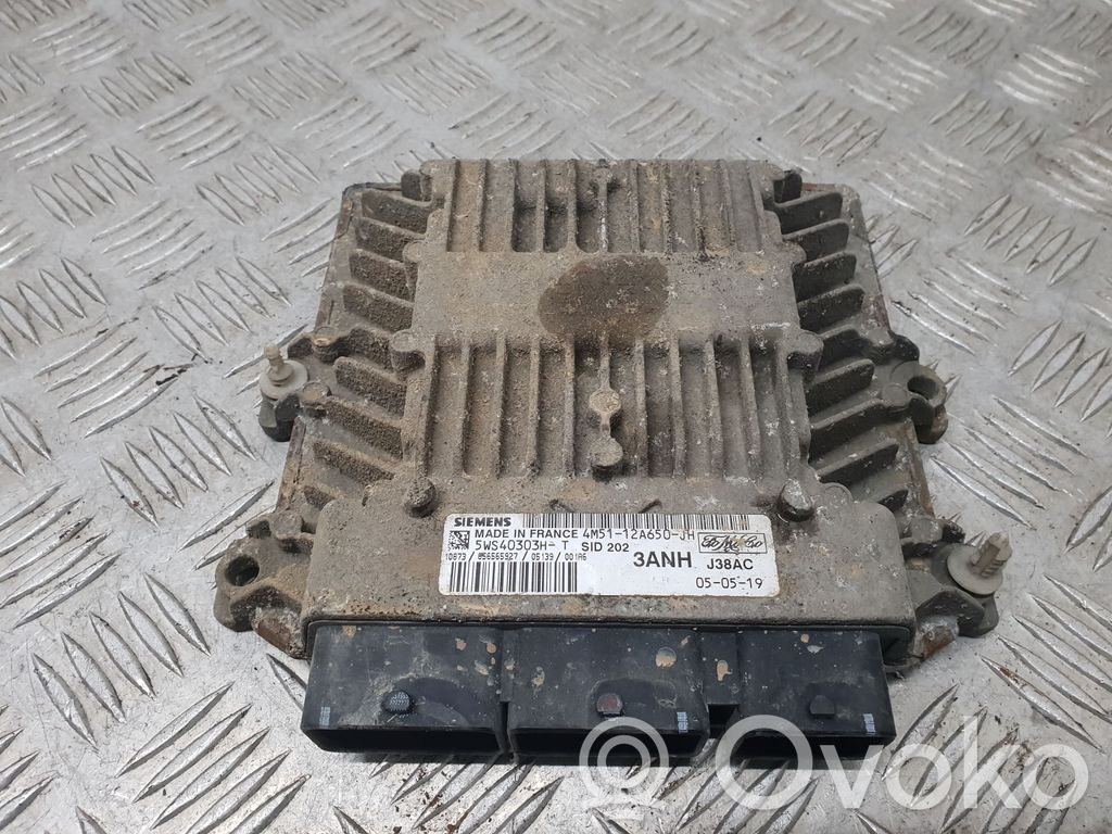 Ford Focus Engine control unit/module 