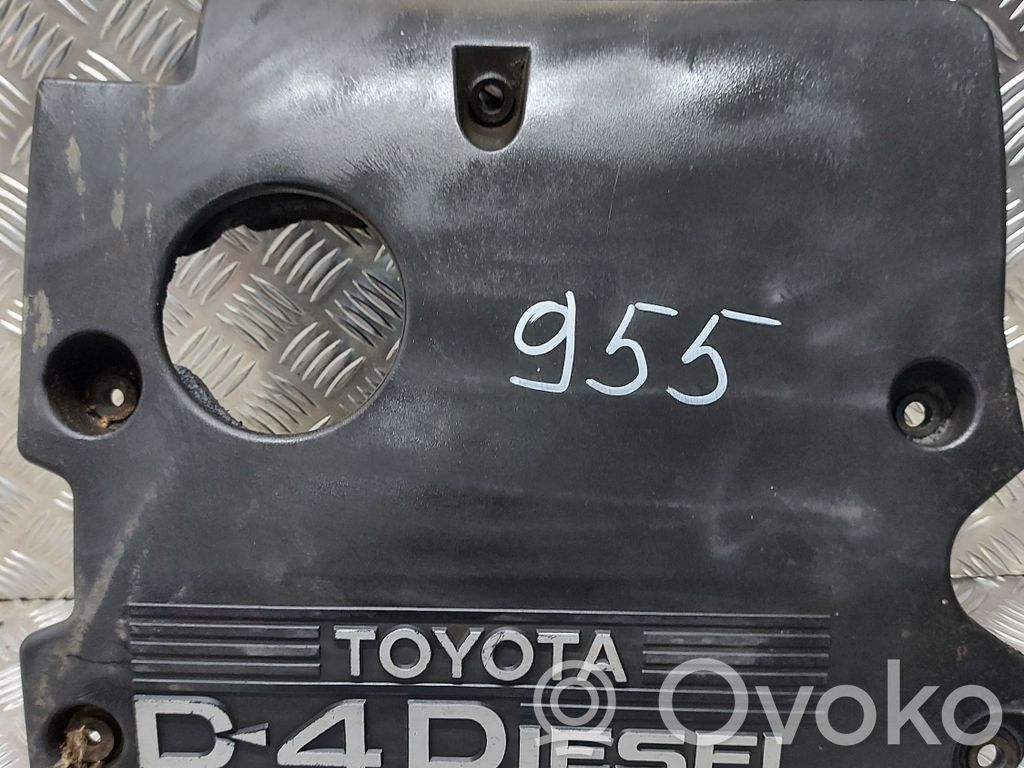 Toyota Avensis Verso Engine cover (trim) 