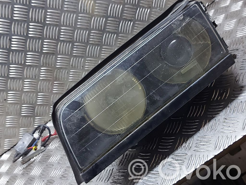 BMW 7 E38 Priekinis žibintas 