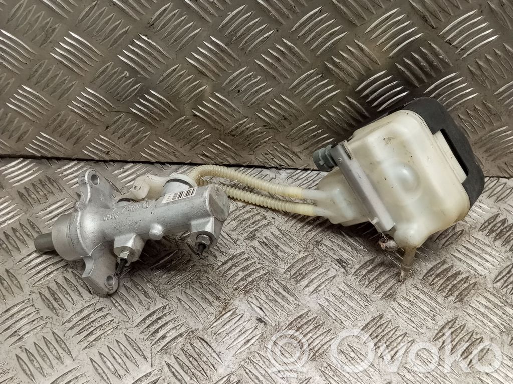 Opel Meriva A Pääjarrusylinteri 