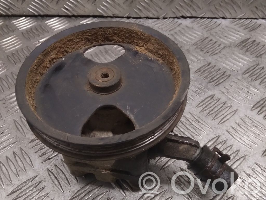 Nissan Primera Power steering pump 