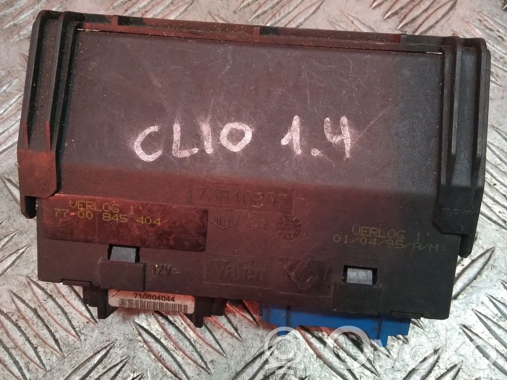 Renault Clio I Komforta modulis 