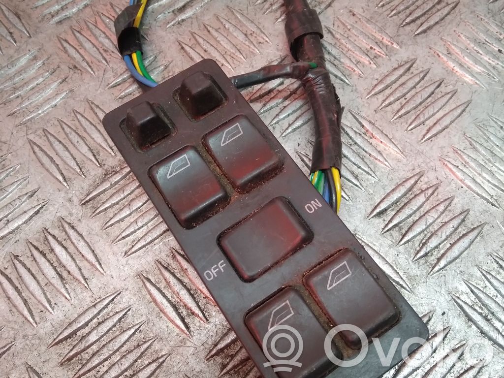 Electric window control switch   6849422