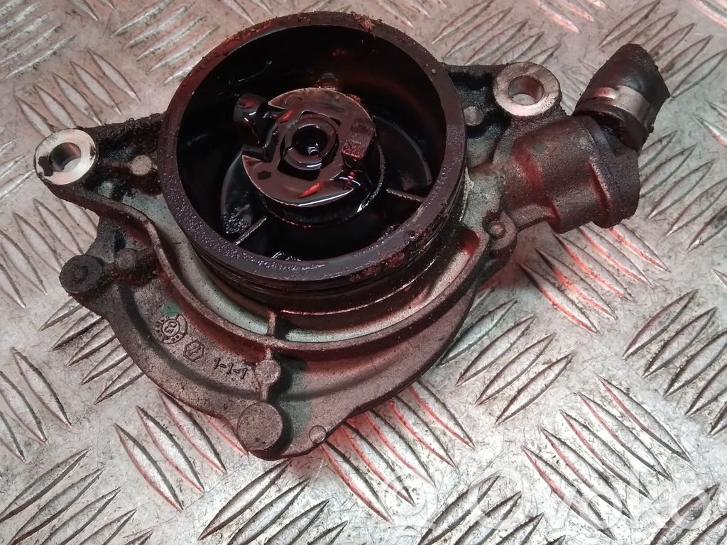 Pompe à vide   7787366
