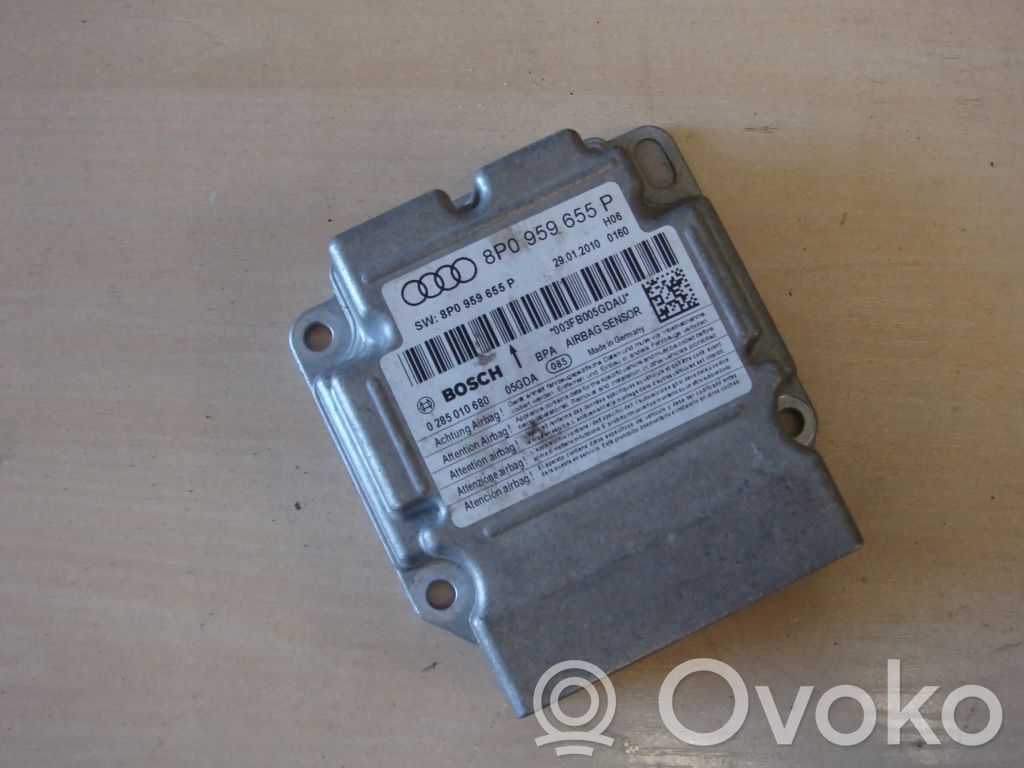 Audi A3 S3 8P Airbag control unit/module 