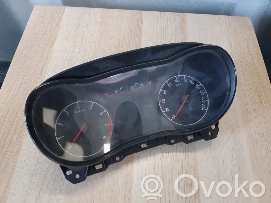 Opel Corsa E Speedometer (instrument cluster) 