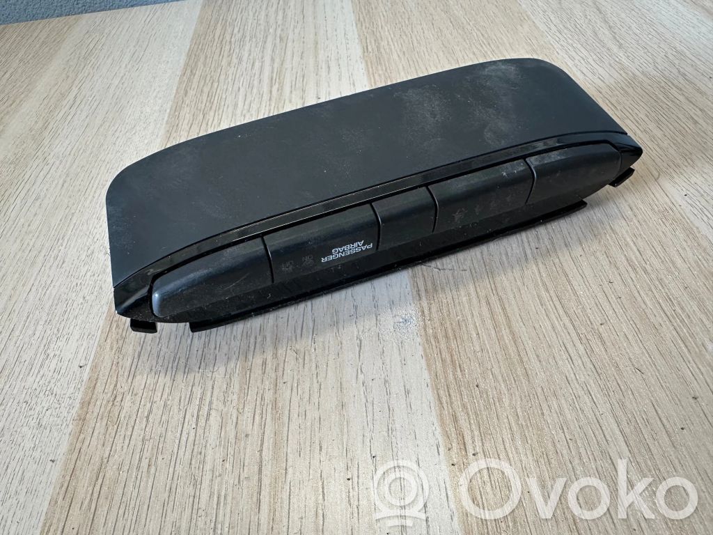 Hyundai i20 (GB IB) Multifunctional control switch/knob 