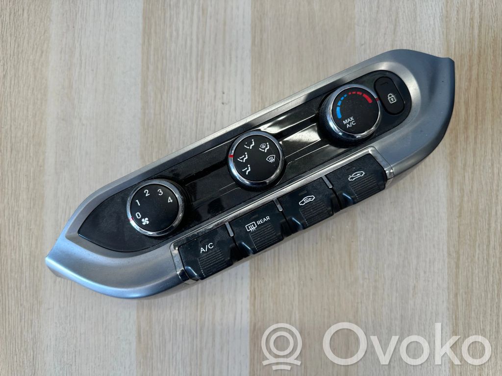 KIA Rio Climate control unit 