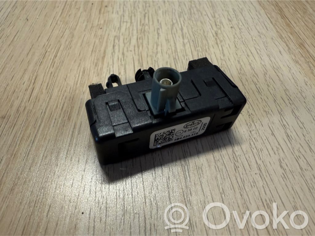 Audi A3 8Y Antenos stiprintuvas 