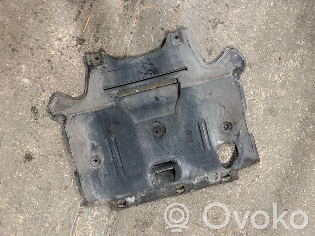 Audi A5 8T 8F Protecție inferioară cutie viteze 