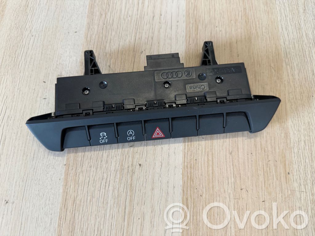 Audi A1 Hazard light switch 