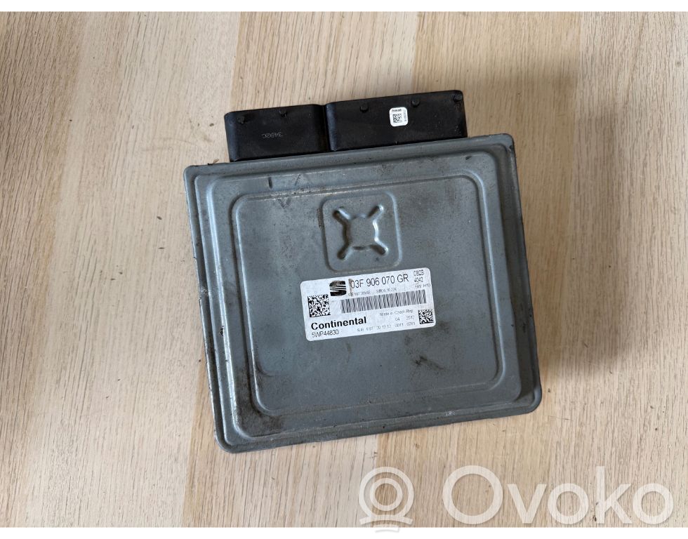 Seat Ibiza IV (6J,6P) Engine control unit/module 