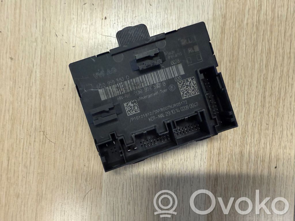Volkswagen Touran II Door control unit/module 