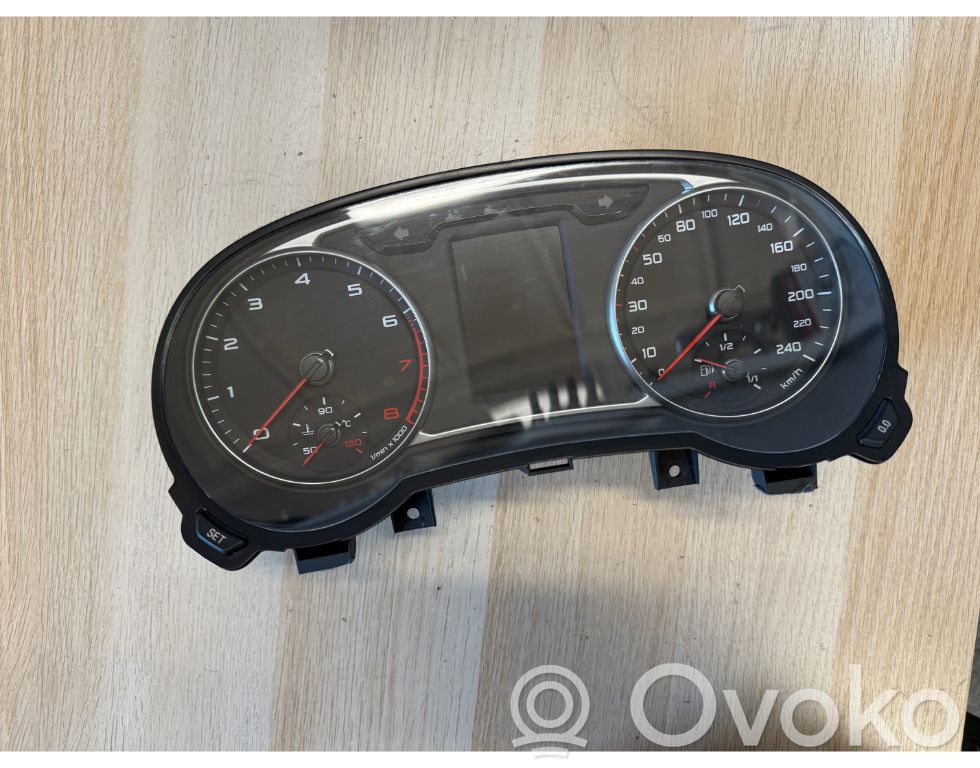 Audi A1 Speedometer (instrument cluster) 