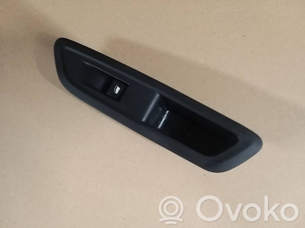 Citroen C4 III e-C4 Electric window control switch 