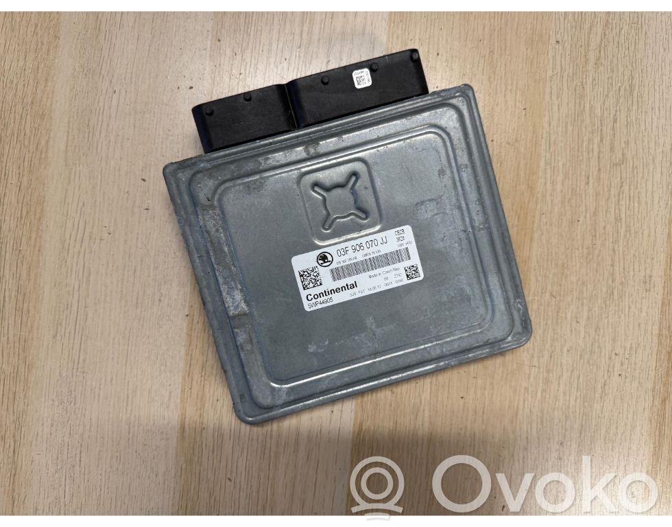 Skoda Yeti (5L) Engine control unit/module 