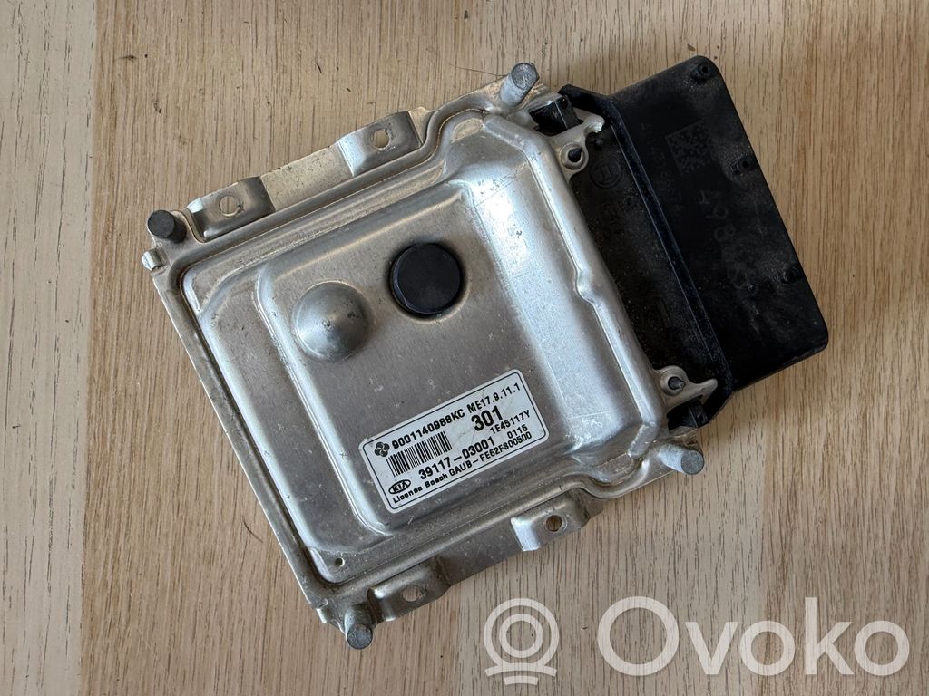 KIA Rio Engine control unit/module 