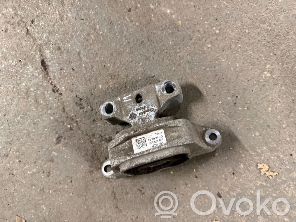 Volkswagen Up Engine mount bracket 