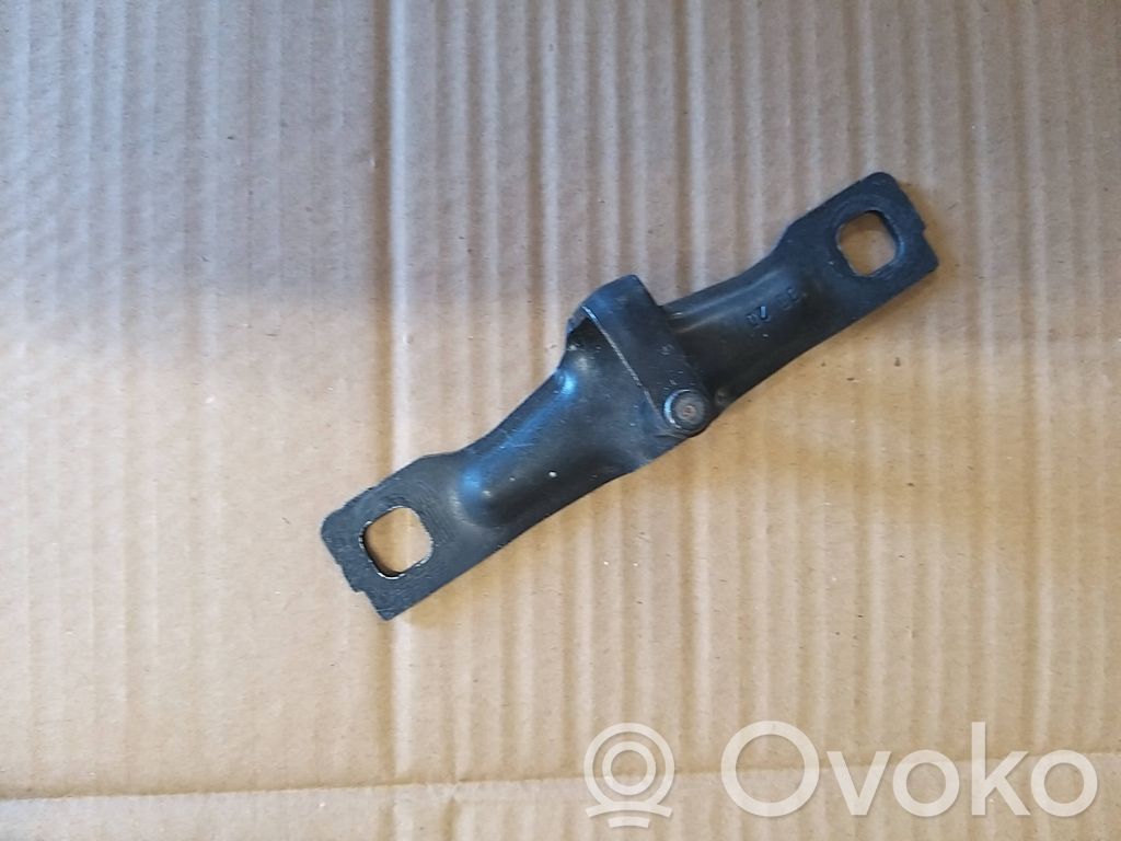 Skoda Octavia Mk4 Tailgate lock loop/hook striker 