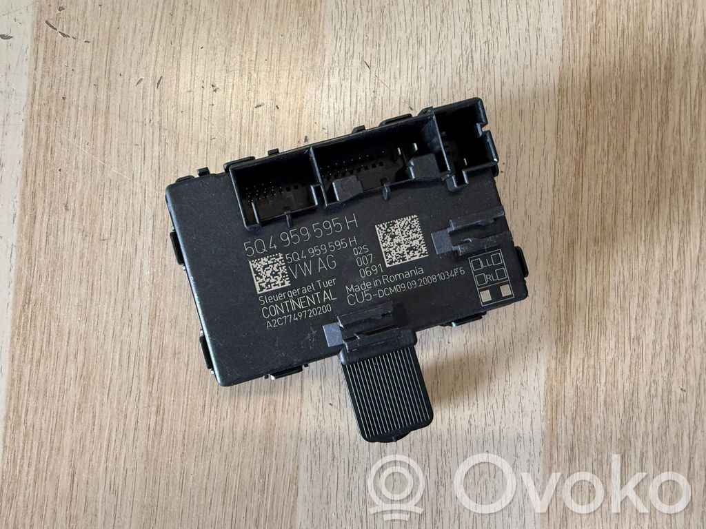 Skoda Octavia Mk4 Unité de commande module de porte 