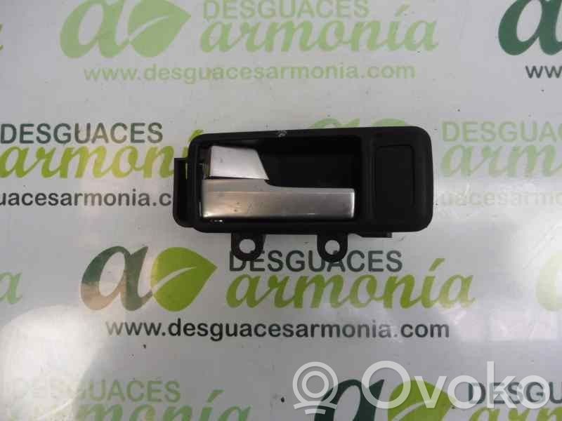 Manecilla interna puerta trasera   3M51R22601