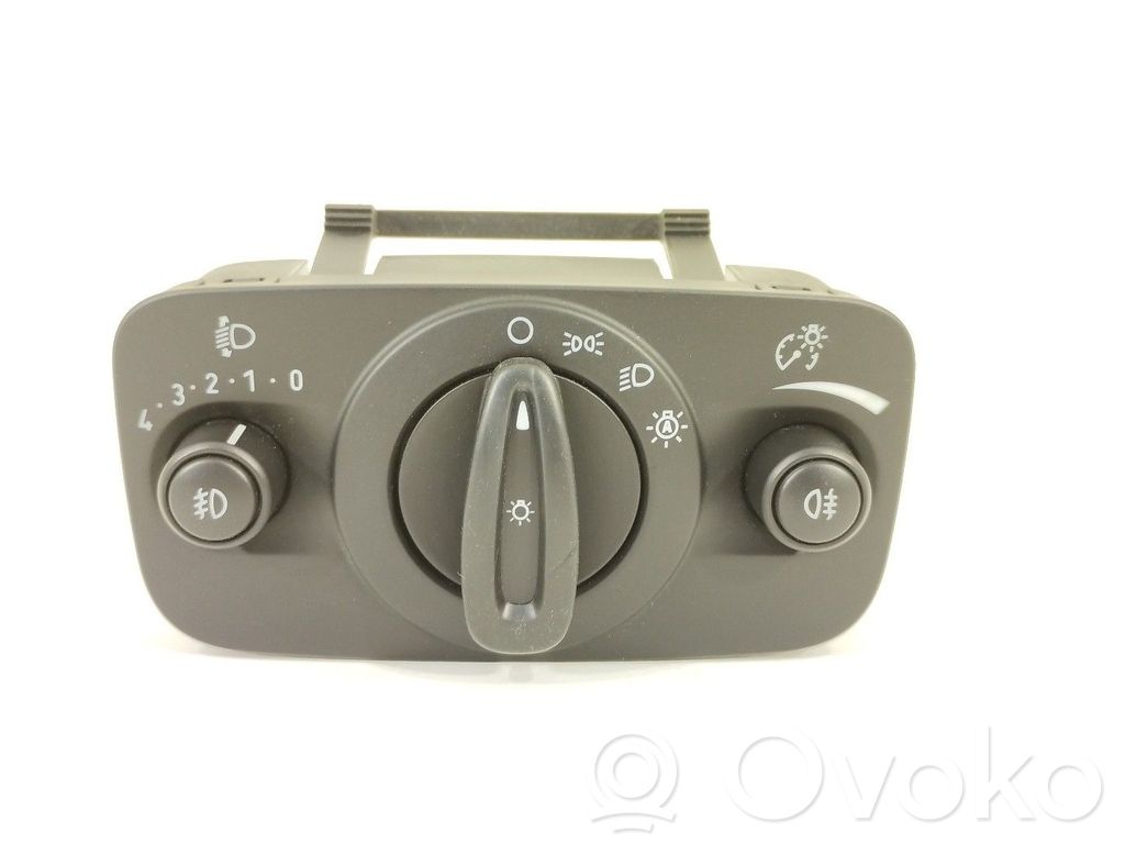 Interruptor de control del panel de luces   AV6T13A024CC