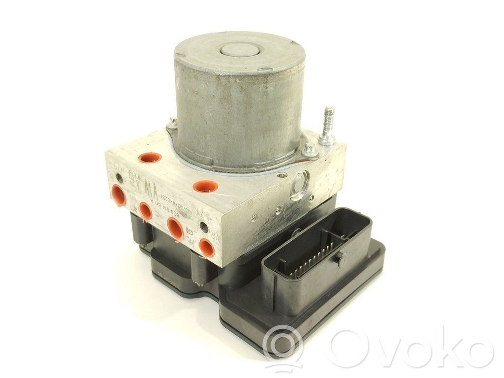 Audi A1 ABS bloks 