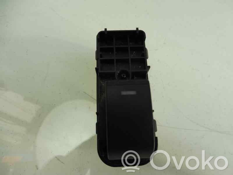 Mazda 3 II Electric window control switch 