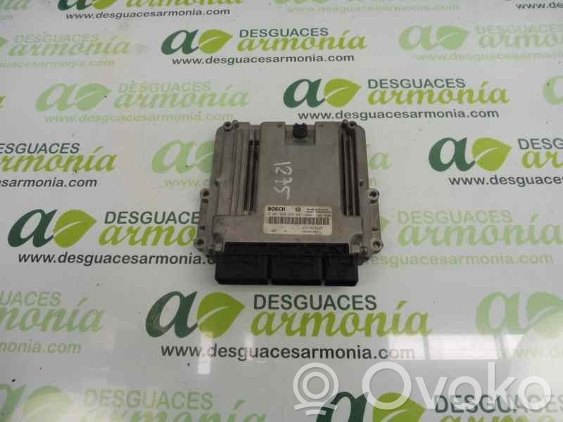 Renault Clio IV Engine control unit/module 