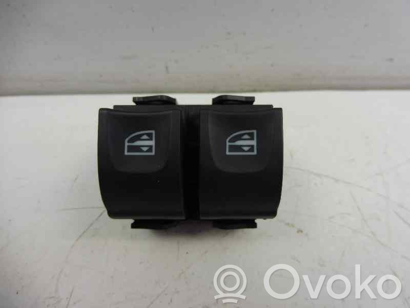 Smart ForTwo II Electric window control switch 