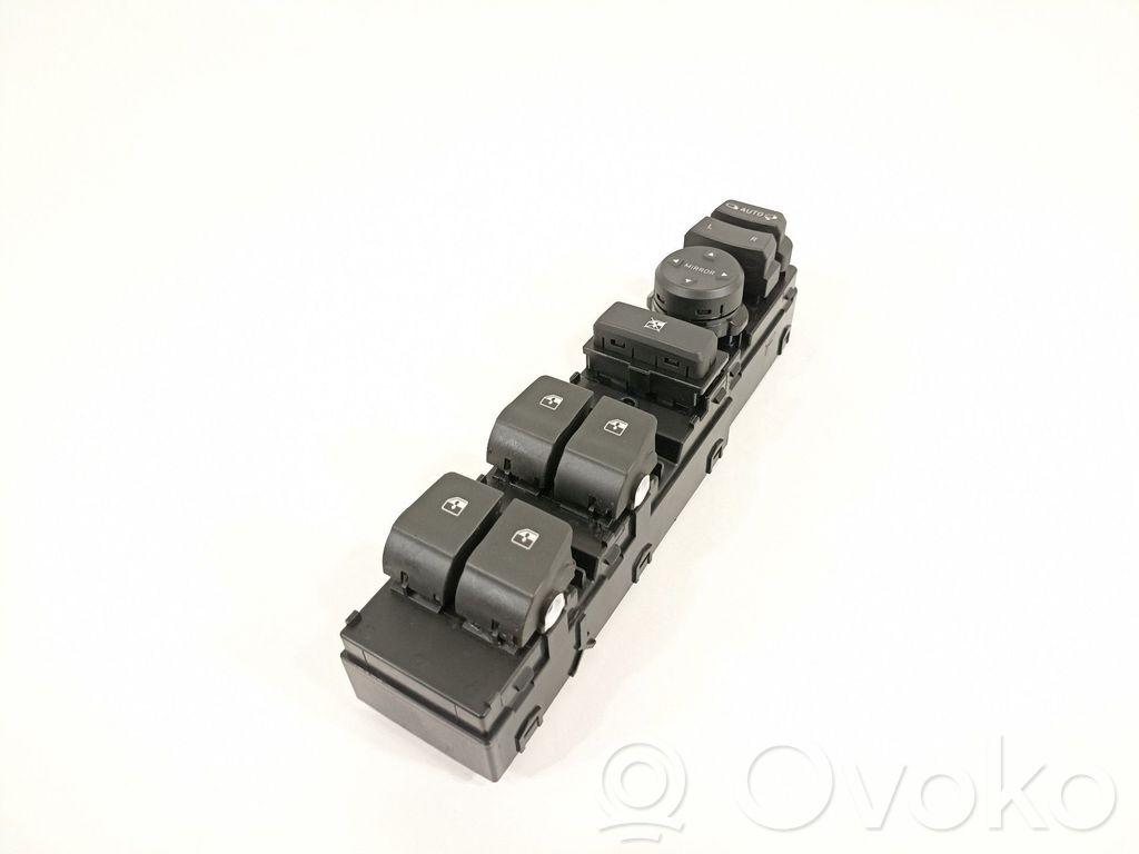 Hyundai i30 Electric window control switch 