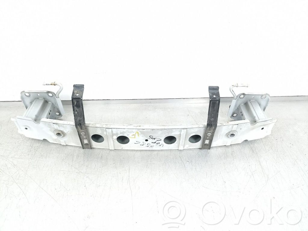 Soporte del parachoques delantero   KD53