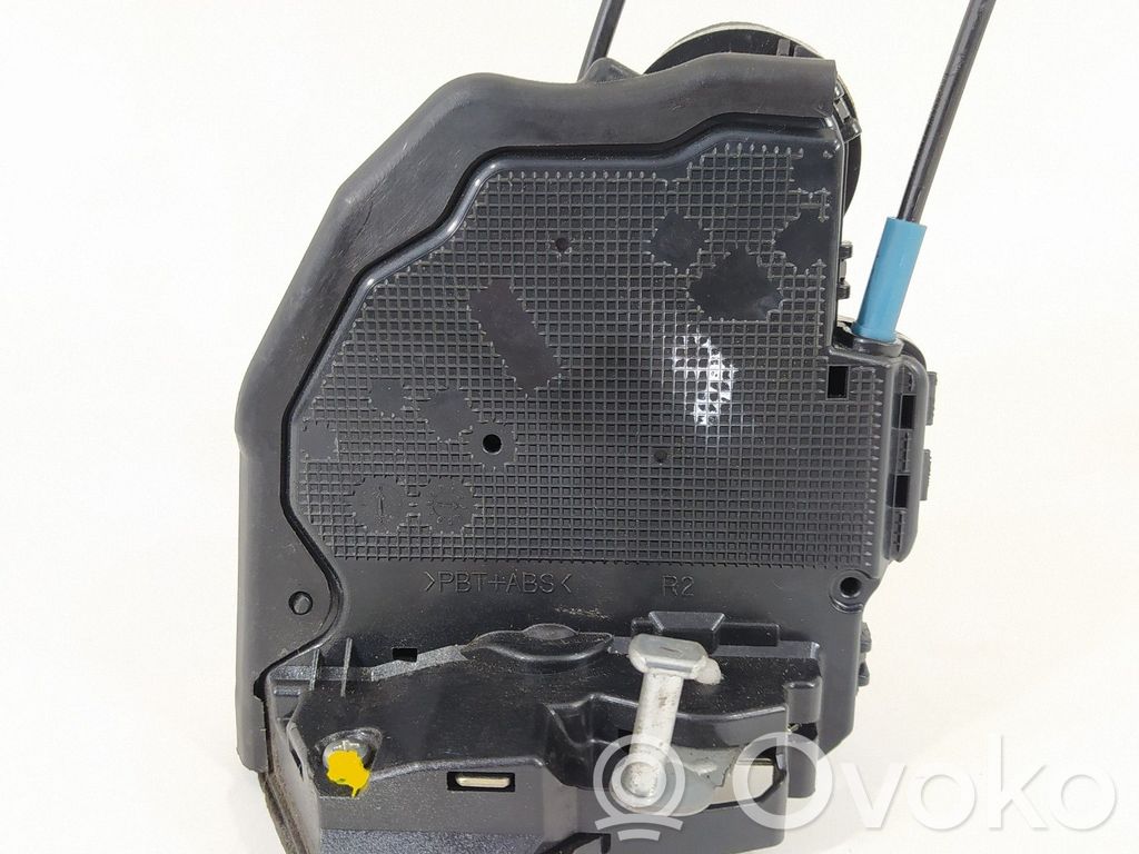 Toyota RAV 4 (XA30) Rear door lock 