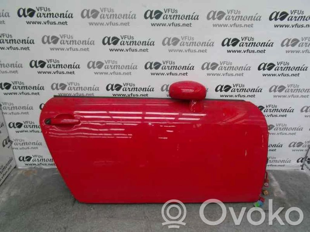 Puerta delantera   8N0831051C