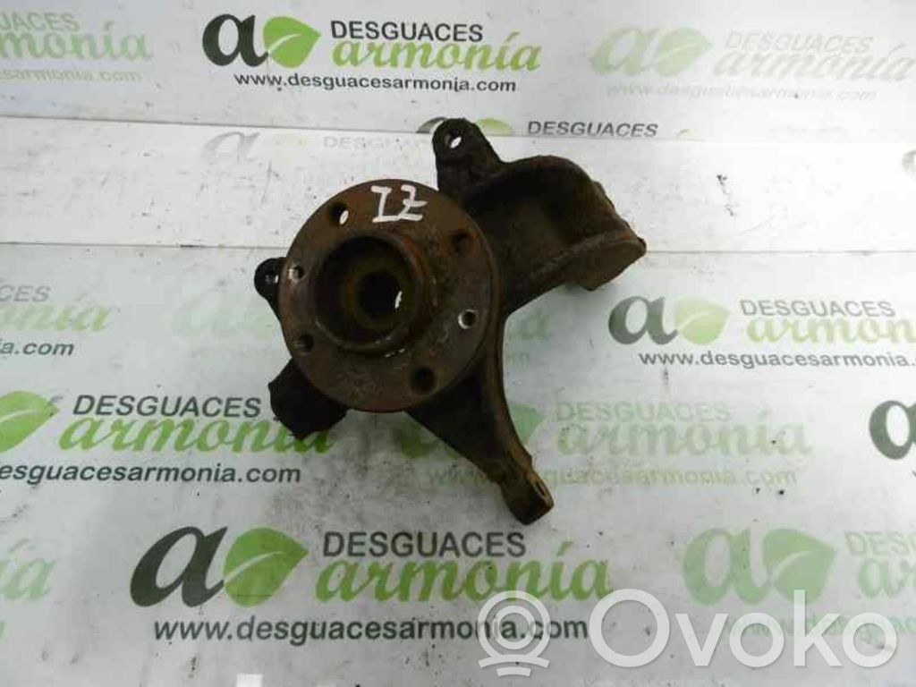 Renault Megane II Achsschenkel vorne 