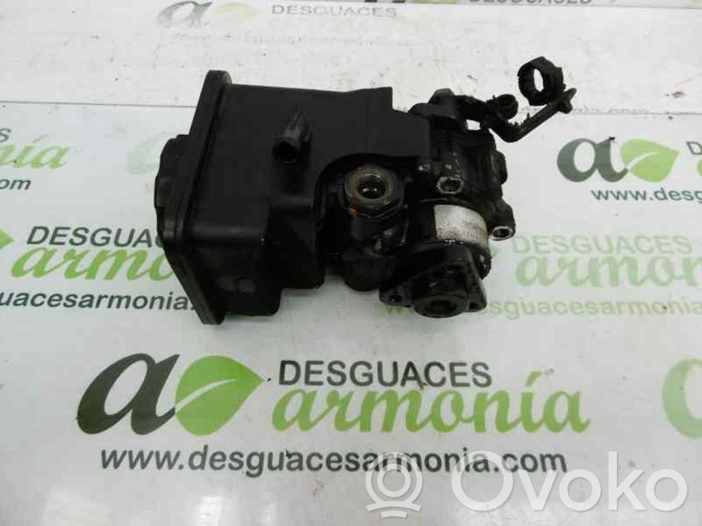 BMW 3 E36 Servopumpe 