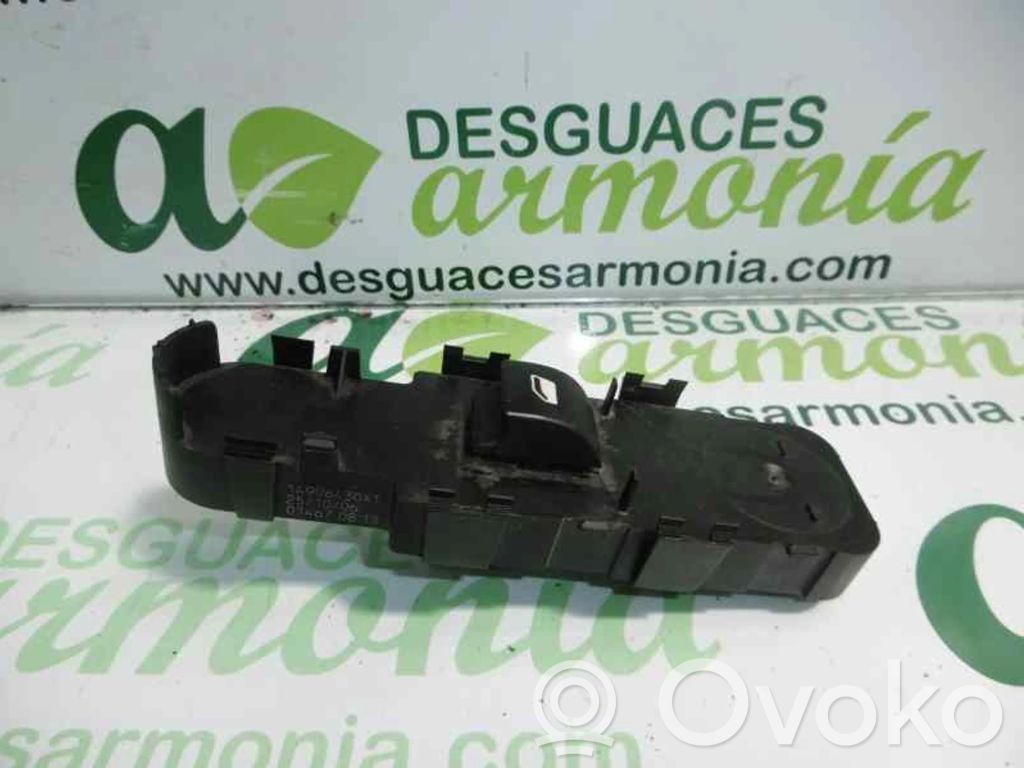 Electric window control switch   14996430XT