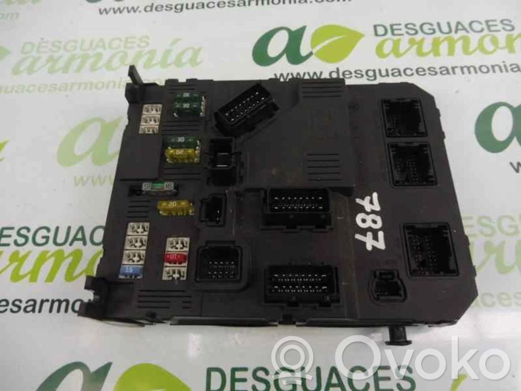 Peugeot 407 Unidad de control del BSM 