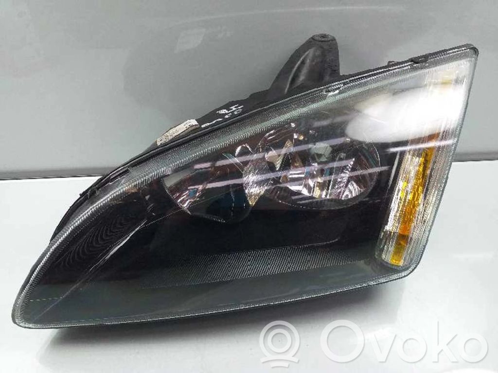 Headlight/headlamp   4M5113W030JB