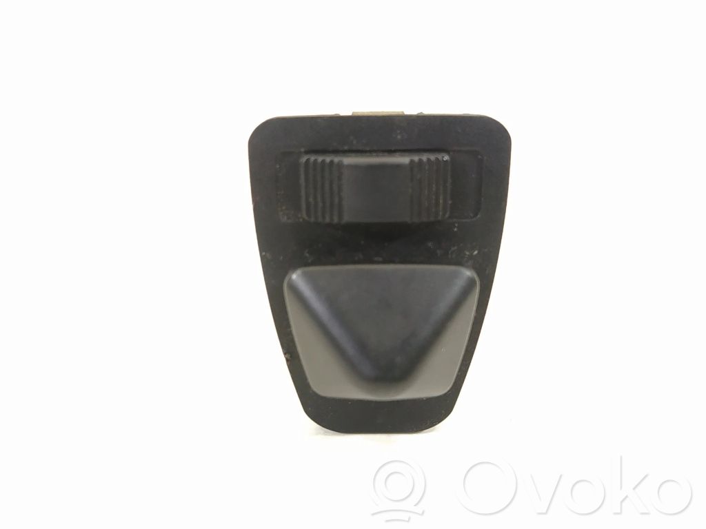 Wing mirror switch   613183736919