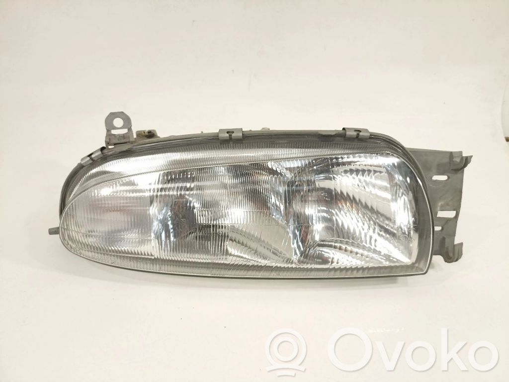 Ford Fiesta Headlight/headlamp 
