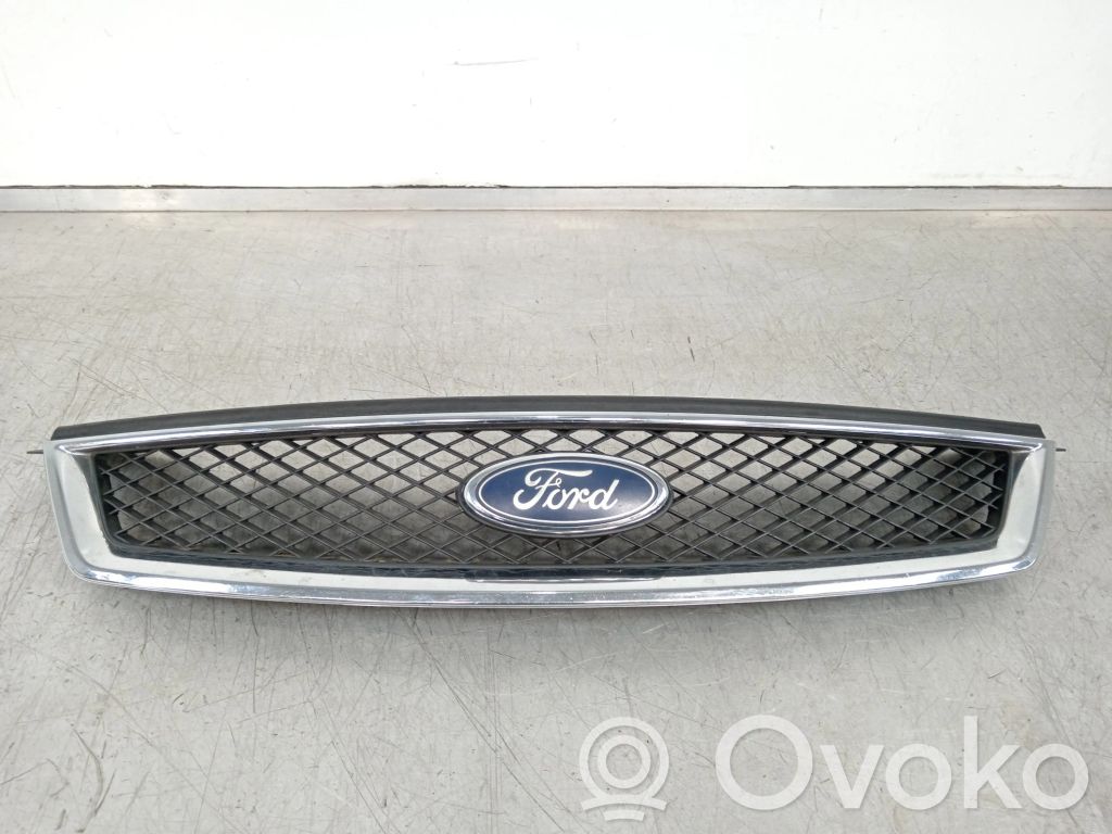 Ford Focus Etusäleikkö 
