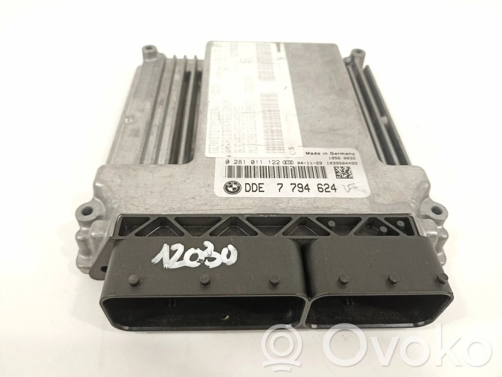 BMW 3 E46 Engine control unit/module 