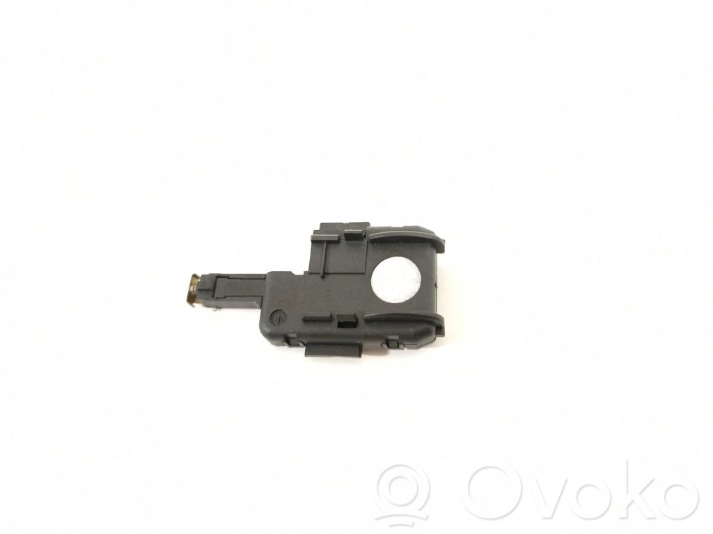 Sensor   8K0907658