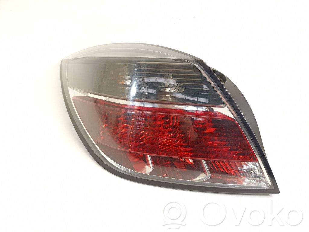 Opel Astra G Lampa tylna 