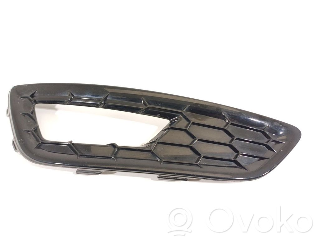 Ford Focus ST Grill / Wlot powietrza błotnika przedniego 