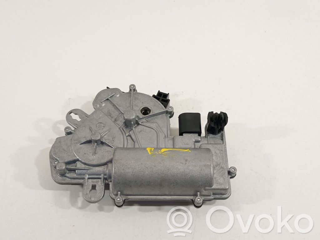 Tailgate lock latch   3V5827887B