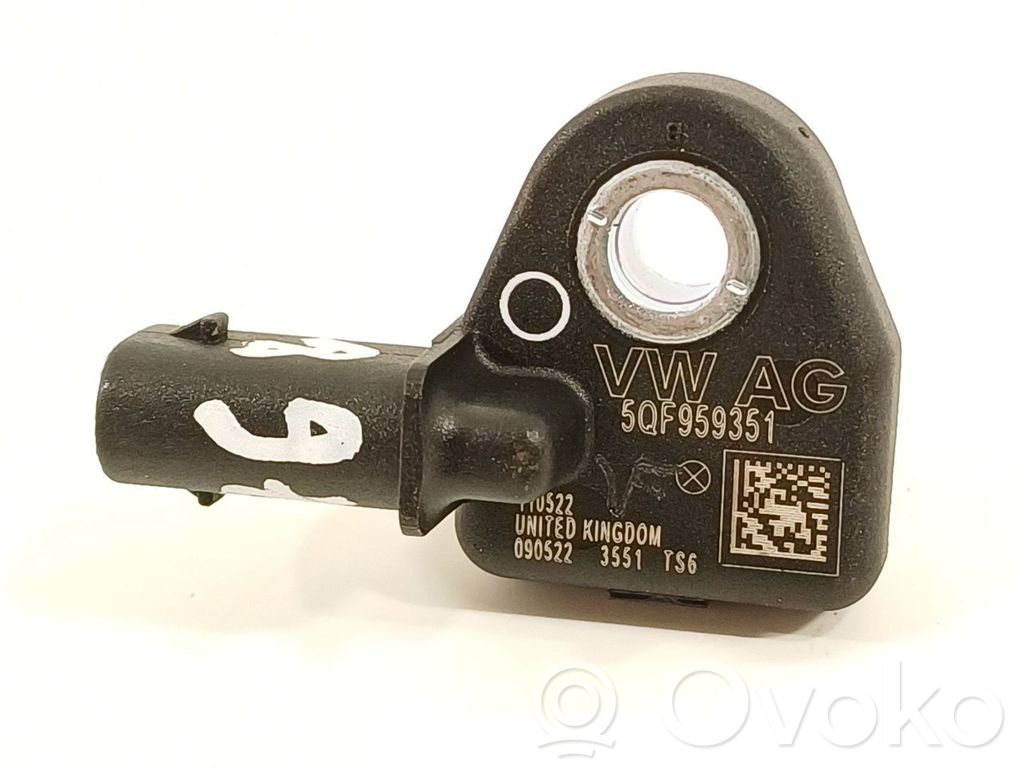 Sensor   5QF959351