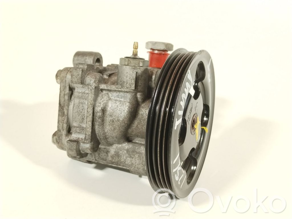 Ohjaustehostimen pumppu   33200515,4910081A40